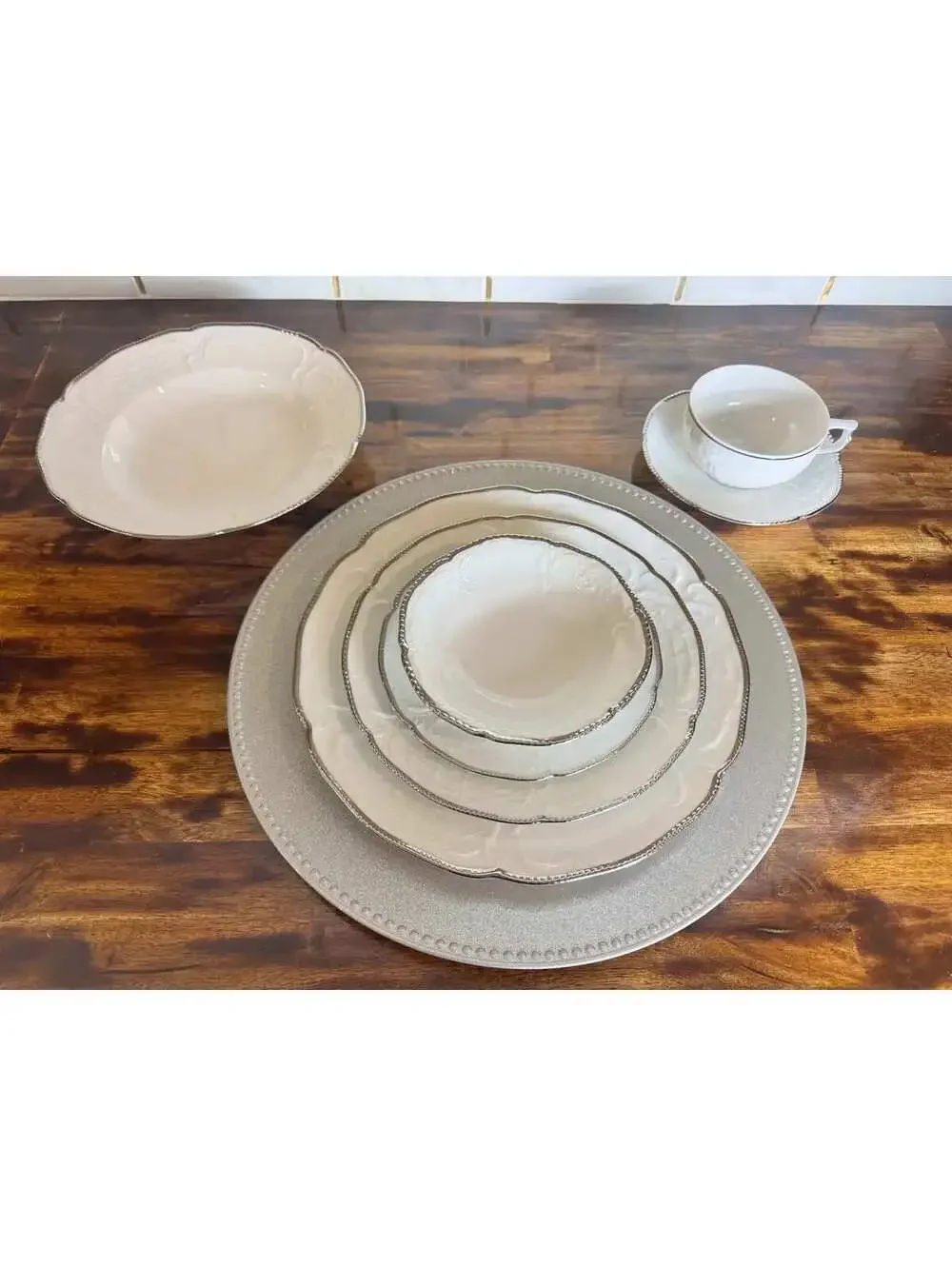 Vintage 1954 Rosenthal Sanssouci 84-piece Service for 12